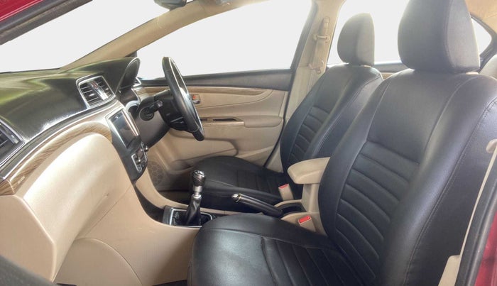 2019 Maruti Ciaz ALPHA DIESEL 1.5, Diesel, Manual, 39,863 km, Right Side Front Door Cabin
