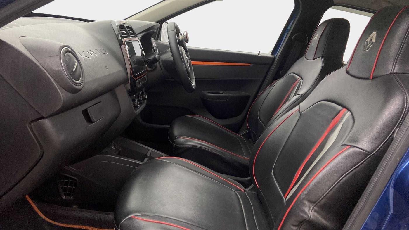 2020 Renault Kwid CLIMBER 1.0 AMT (O), Petrol, Automatic, 33,019 km, Right Side Front Door Cabin