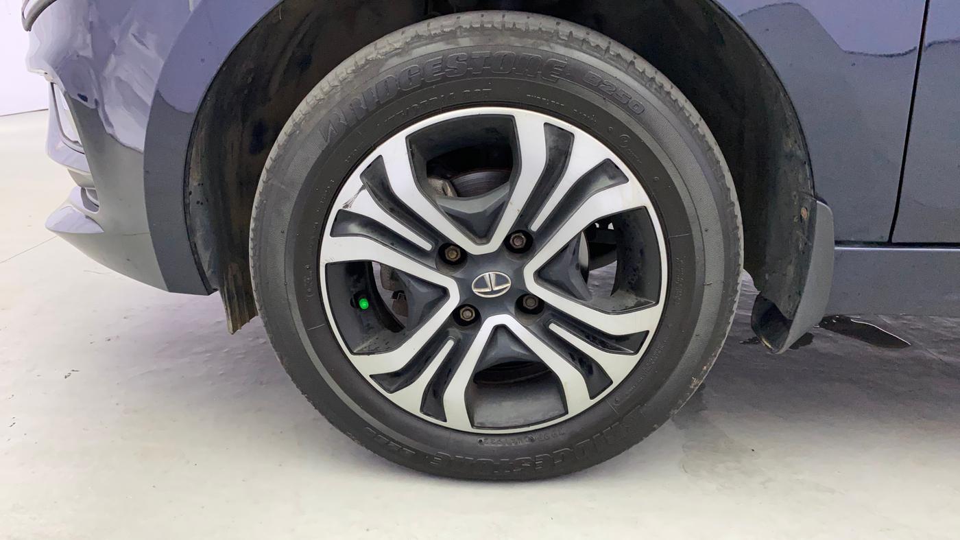 2022 Tata TIGOR XZ PLUS CNG, CNG, Manual, 23,015 km, Left Front Wheel