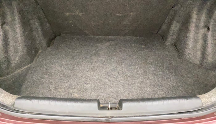 2016 Honda Amaze 1.2L I-VTEC SX, Petrol, Manual, 59,859 km, Boot Inside