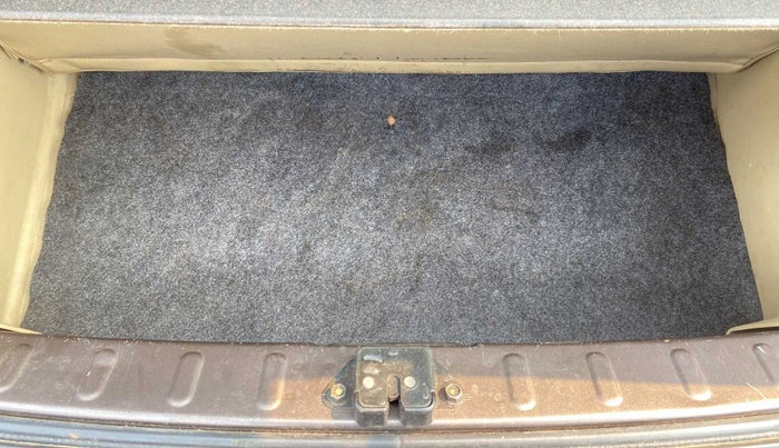 2013 Honda Brio S MT, Petrol, Manual, 86,363 km, Boot Inside