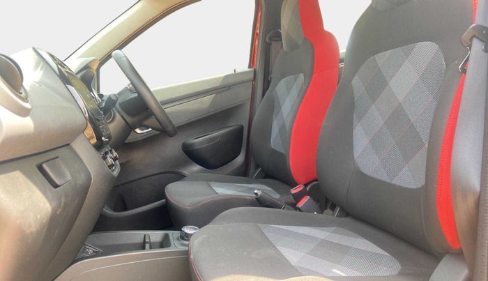 2020 Renault Kwid RXT 1.0 AMT, Petrol, Automatic, 12,314 km, Right Side Front Door Cabin