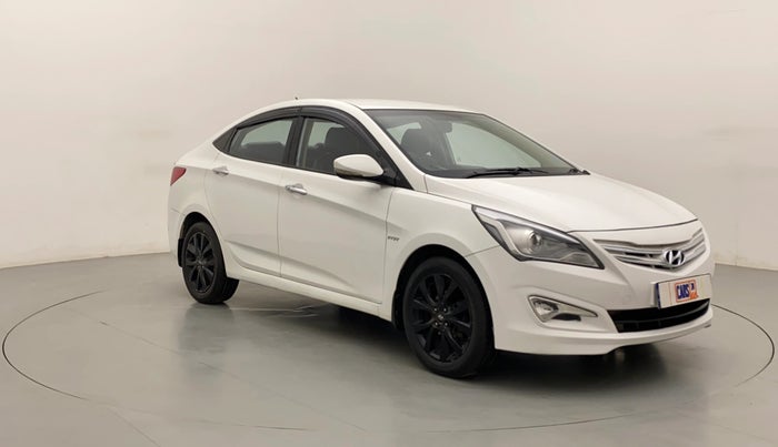 2015 Hyundai Verna FLUIDIC 4S 1.6 VTVT S(O), Petrol, Manual, 35,276 km, Right Front Diagonal