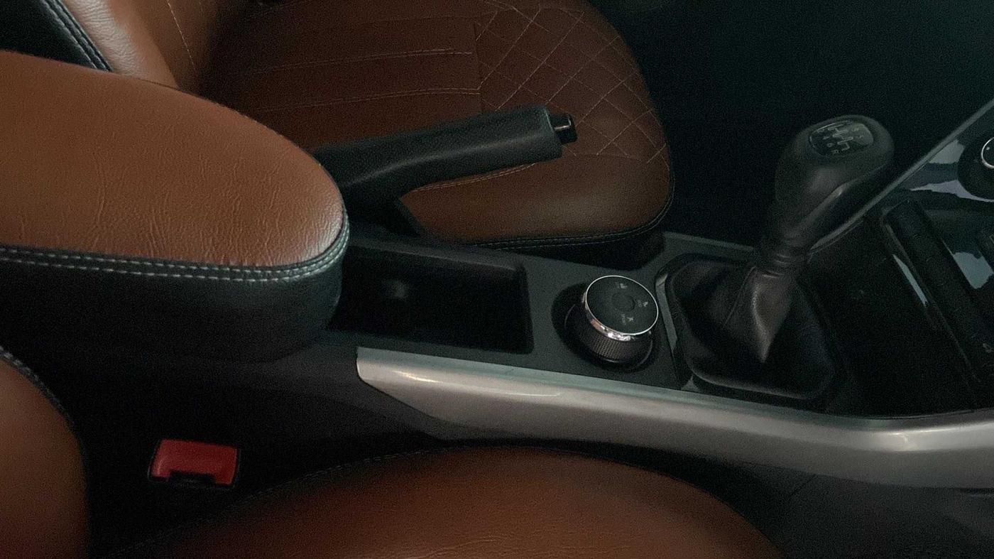 2022 Tata NEXON XM SUNROOF PETROL, Petrol, Manual, 29,241 km, Gear Lever