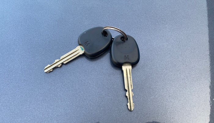 2016 Hyundai Eon ERA +, Petrol, Manual, 37,454 km, Key Close Up