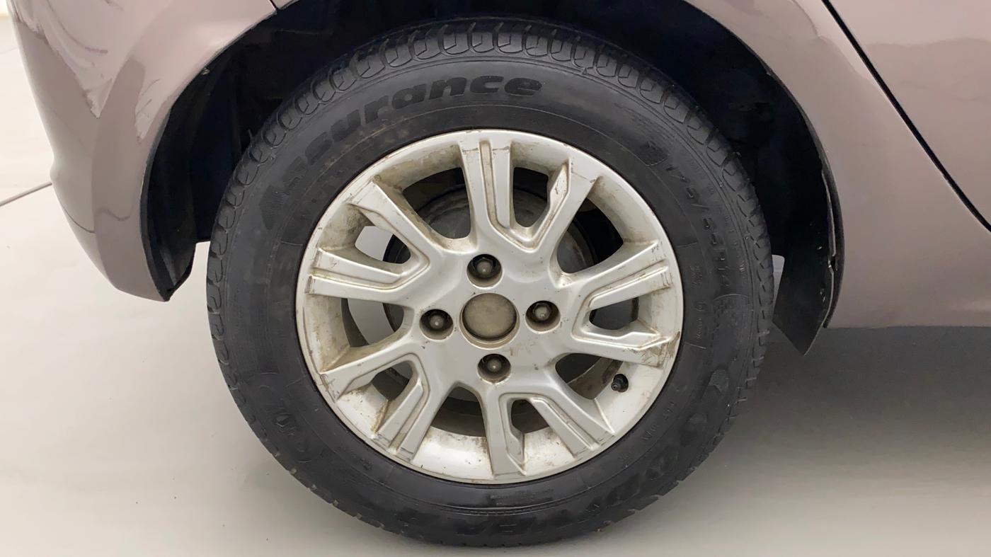 2017 Tata Tiago XZA PETROL, Petrol, Automatic, 80,364 km, Right Rear Wheel