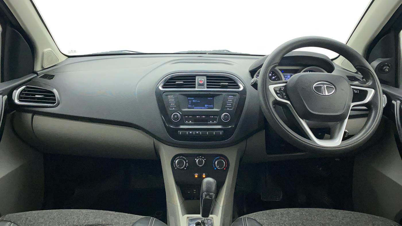 2017 Tata Tiago XZA PETROL, Petrol, Automatic, 80,364 km, Dashboard