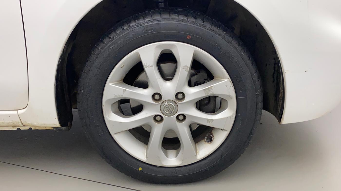 2013 Nissan Micra XV CVT, Petrol, Automatic, 30,432 km, Right Front Wheel