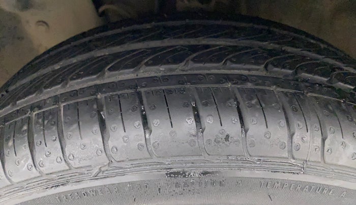 2013 Nissan Micra XV CVT, Petrol, Automatic, 30,432 km, Left Front Tyre Tread