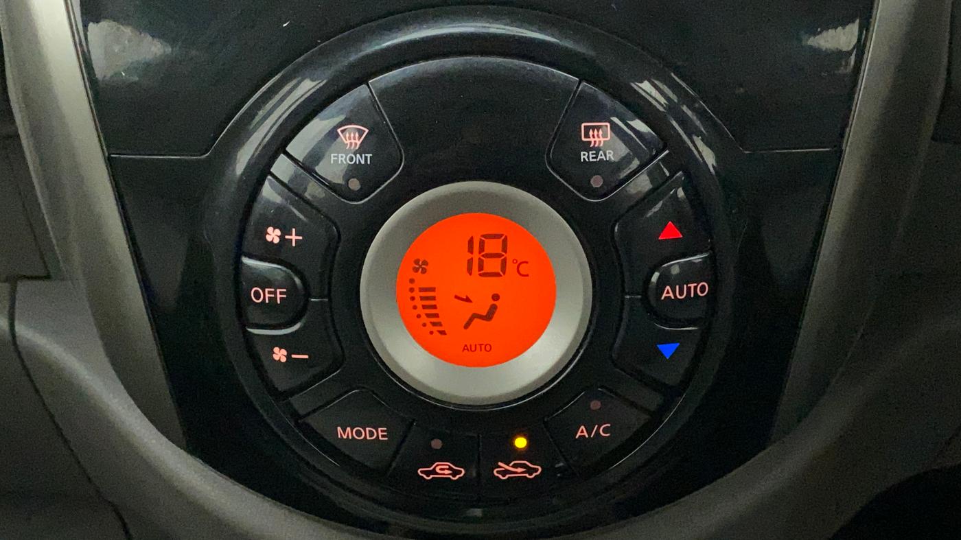2013 Nissan Micra XV CVT, Petrol, Automatic, 30,432 km, Automatic Climate Control