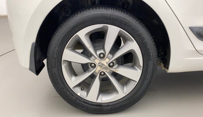 2016 Hyundai Elite i20 ASTA 1.2, Petrol, Manual, 24,818 km, Right Rear Wheel