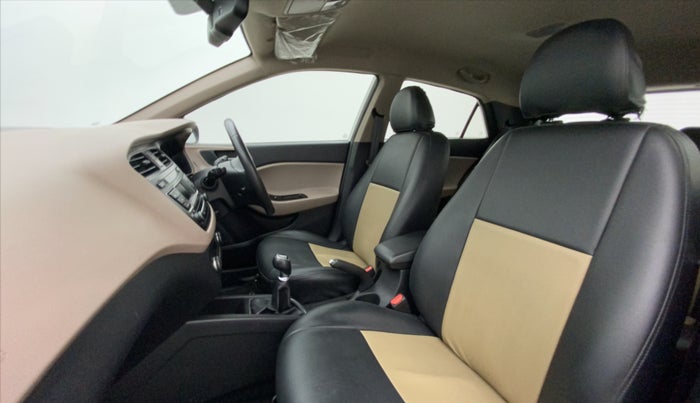 2016 Hyundai Elite i20 ASTA 1.2, Petrol, Manual, 24,818 km, Right Side Front Door Cabin