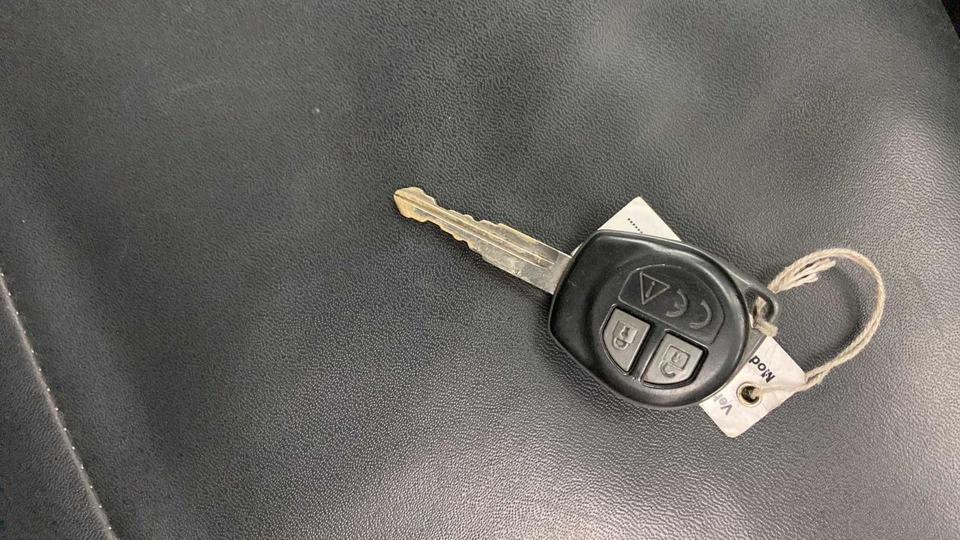 2020 Maruti Vitara Brezza LXI, Petrol, Manual, 28,671 km, Key Close Up