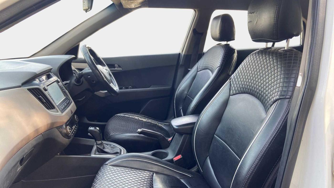 2017 Hyundai Creta SX PLUS AT 1.6 DIESEL, Diesel, Automatic, 94,912 km, Right Side Front Door Cabin