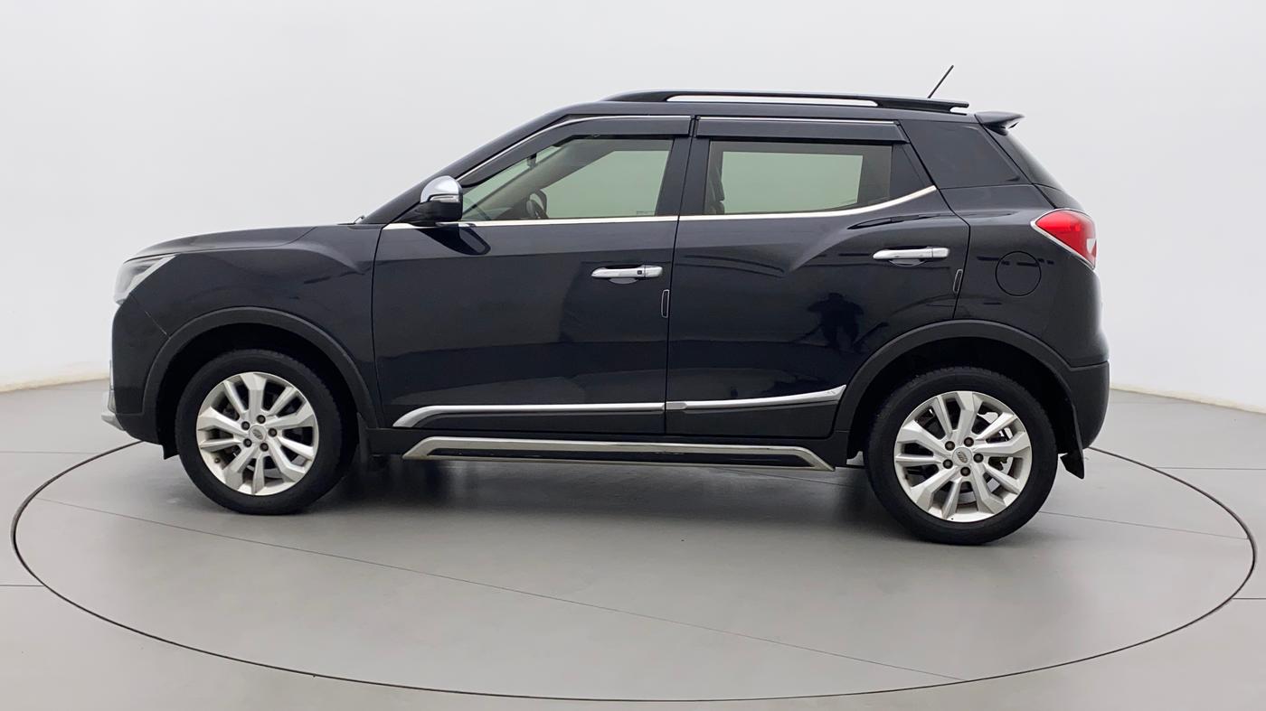 2019 Mahindra XUV300 W8 1.5 DIESEL, Diesel, Manual, 72,275 km, Left Side