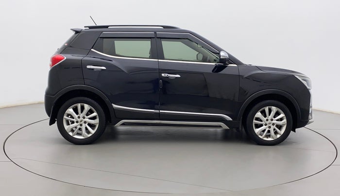 2019 Mahindra XUV300 W8 1.5 DIESEL, Diesel, Manual, 72,275 km, Right Side View
