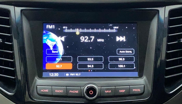 2019 Mahindra XUV300 W8 1.5 DIESEL, Diesel, Manual, 72,275 km, Infotainment System
