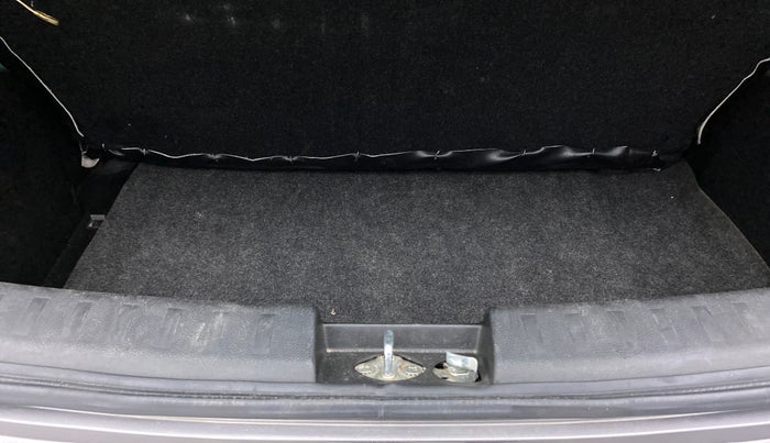 2013 Maruti Swift VXI, Petrol, Manual, 36,577 km, Boot Inside