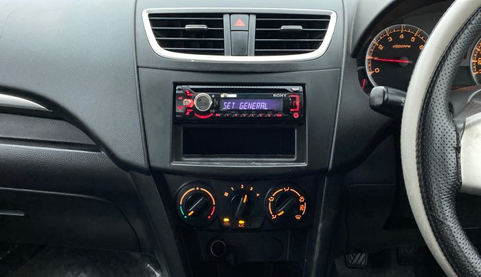 2013 Maruti Swift VXI, Petrol, Manual, 36,577 km, Air Conditioner