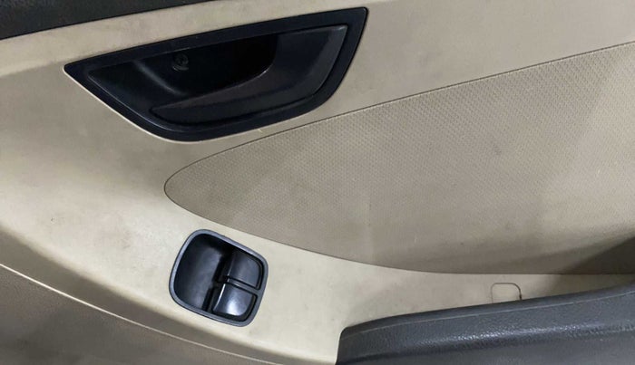 2017 Hyundai Eon ERA +, Petrol, Manual, 50,706 km, Driver Side Door Panels Control