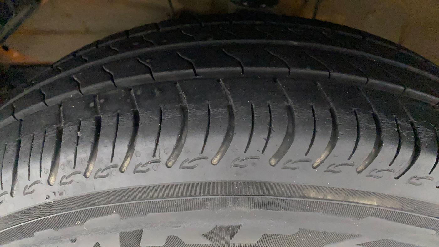2019 Maruti S PRESSO VXI+, Petrol, Manual, 28,904 km, Left Front Tyre Tread