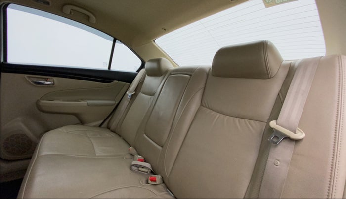 2018 Maruti Ciaz ALPHA 1.4 PETROL, Petrol, Manual, 73,694 km, Right Side Rear Door Cabin