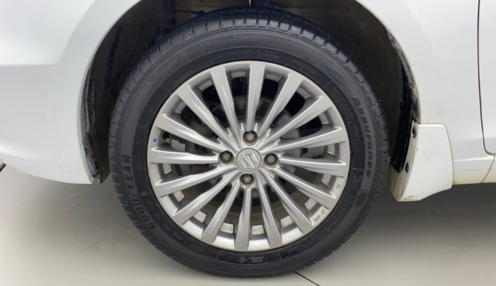 2018 Maruti Ciaz ALPHA 1.4 PETROL, Petrol, Manual, 73,694 km, Left Front Wheel