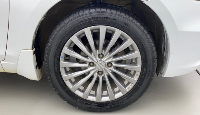 2018 Maruti Ciaz ALPHA 1.4 PETROL, Petrol, Manual, 73,694 km, Right Front Wheel
