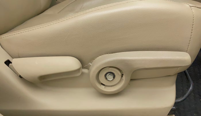 2018 Maruti Ciaz ALPHA 1.4 PETROL, Petrol, Manual, 73,694 km, Driver Side Adjustment Panel