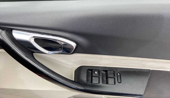 2022 Tata TIGOR XZ PLUS CNG, CNG, Manual, 31,870 km, Driver Side Door Panels Control