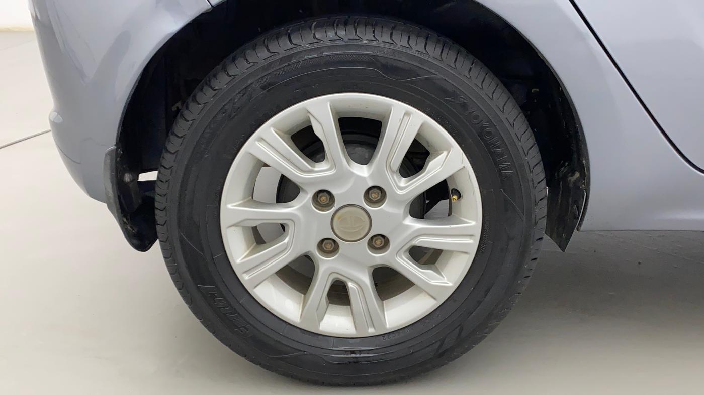 2018 Tata Tiago XZA PETROL, Petrol, Automatic, 50,496 km, Right Rear Wheel