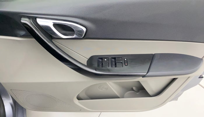 2018 Tata Tiago XZA PETROL, Petrol, Automatic, 50,496 km, Driver Side Door Panels Control