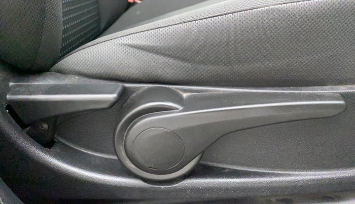 2018 Tata Tiago XZA PETROL, Petrol, Automatic, 50,496 km, Driver Side Adjustment Panel
