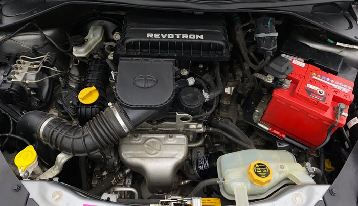 2018 Tata Tiago XZA PETROL, Petrol, Automatic, 50,496 km, Open Bonet