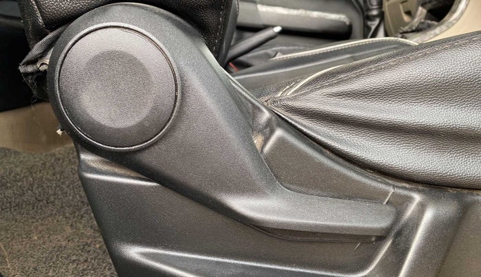 2021 Maruti New Wagon-R VXI 1.0, Petrol, Manual, 10,151 km, Driver Side Adjustment Panel