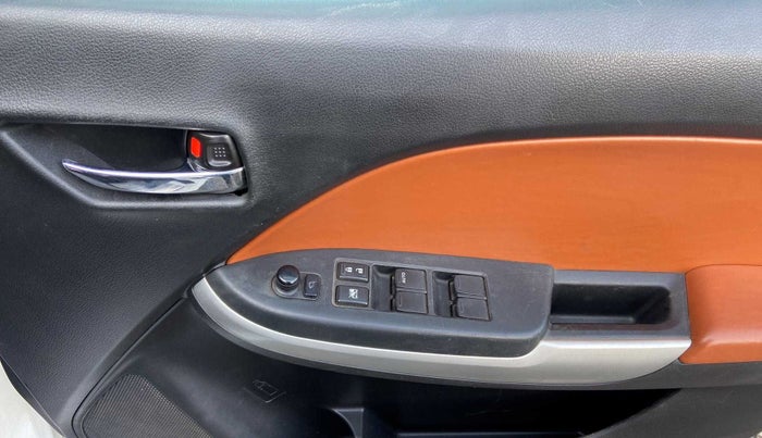 2016 Maruti Baleno ALPHA PETROL 1.2, Petrol, Manual, 57,603 km, Driver Side Door Panels Control
