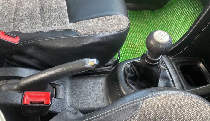 2014 Maruti Swift VDI, Diesel, Manual, 91,238 km, Gear Lever