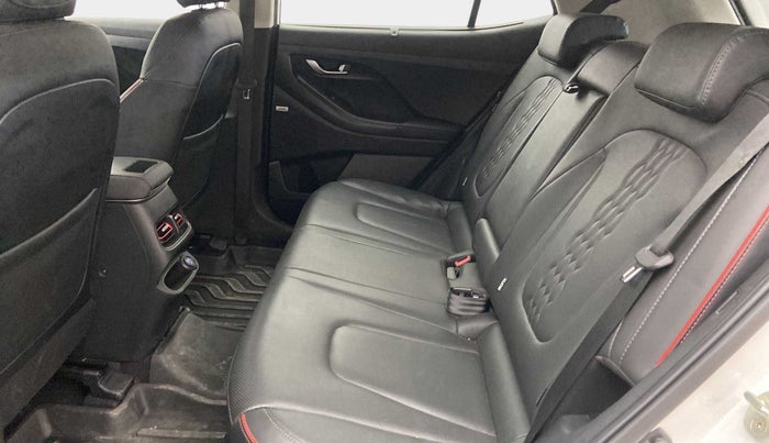 2021 Hyundai Creta SX (O) 1.4 TURBO DCT DUAL TONE, Petrol, Automatic, 32,162 km, Right Side Rear Door Cabin