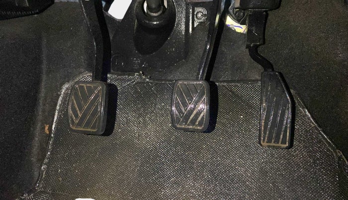 2023 Maruti IGNIS SIGMA 1.2, Petrol, Manual, 5,631 km, Pedals