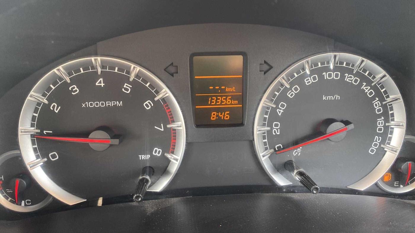 2014 Maruti Swift VXI, Petrol, Manual, 13,355 km, Odometer Image