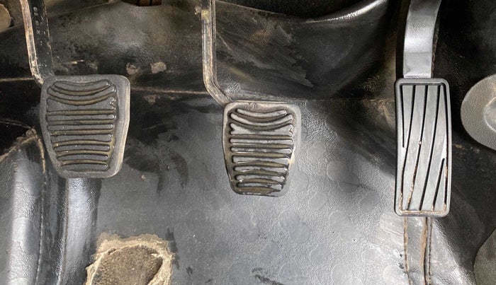 2018 Mahindra KUV 100 NXT K2 P 6 STR, Petrol, Manual, 61,668 km, Pedals