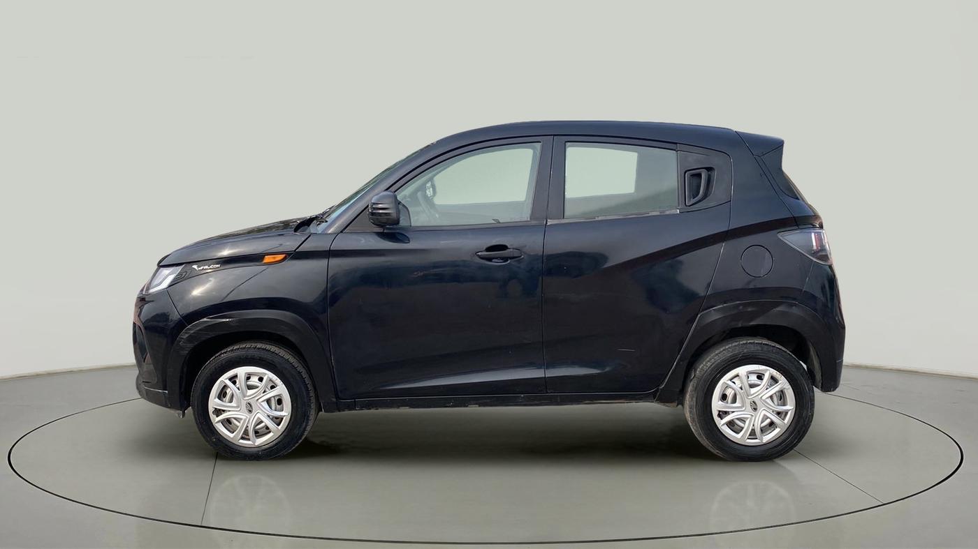 2018 Mahindra KUV 100 NXT K2 P 6 STR, Petrol, Manual, 61,668 km, Left Side