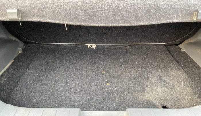 2016 Maruti Alto 800 LXI, Petrol, Manual, 40,127 km, Boot Inside