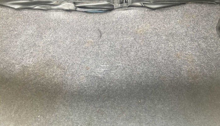 2018 Maruti IGNIS DELTA 1.2, Petrol, Manual, 13,007 km, Boot Inside