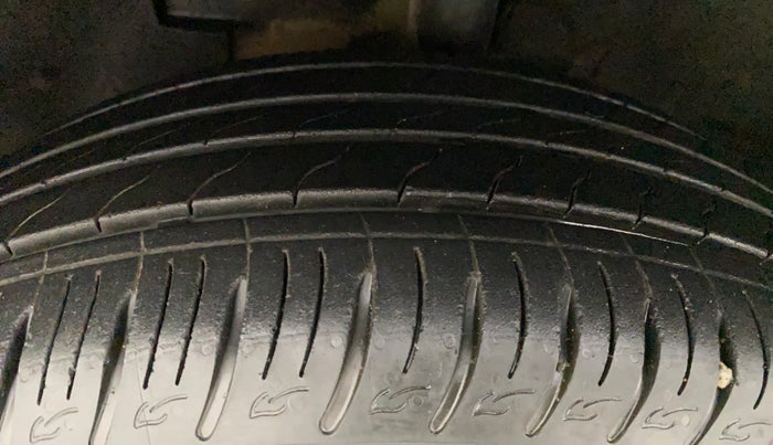 2020 Hyundai VENUE SX 1.0 (O) TURBO IMT, Petrol, Manual, 11,208 km, Left Front Tyre Tread
