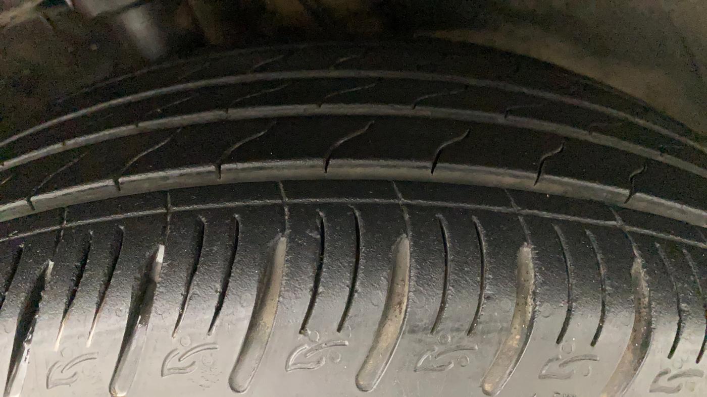 2020 Hyundai VENUE SX 1.0 (O) TURBO IMT, Petrol, Manual, 11,208 km, Right Front Tyre Tread