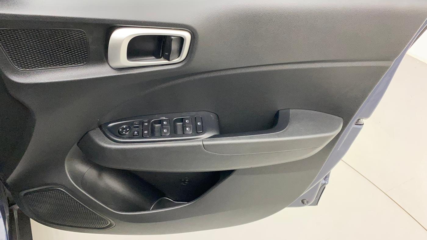 2020 Hyundai VENUE SX 1.0 (O) TURBO IMT, Petrol, Manual, 11,208 km, Driver Side Door Panels Control
