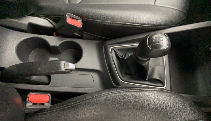 2018 Hyundai Elite i20 ASTA 1.2, Petrol, Manual, 54,865 km, Gear Lever