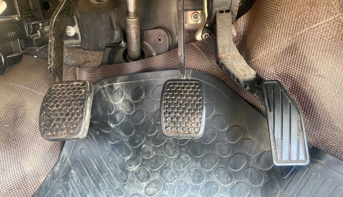 2018 Maruti Alto K10 VXI, Petrol, Manual, 19,251 km, Pedals