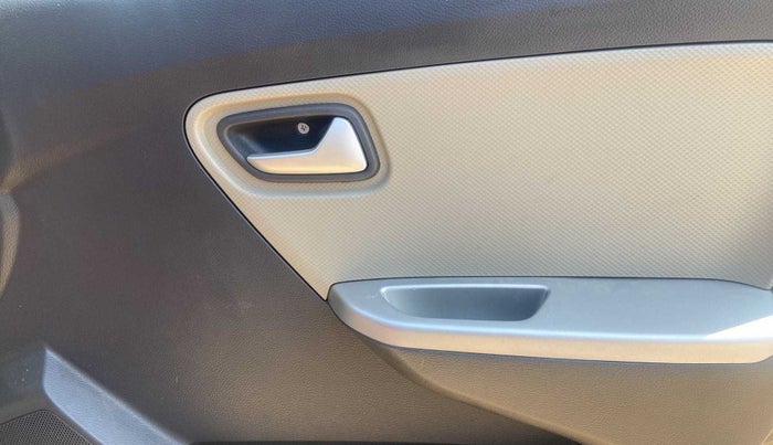 2018 Maruti Alto K10 VXI, Petrol, Manual, 19,251 km, Driver Side Door Panels Control